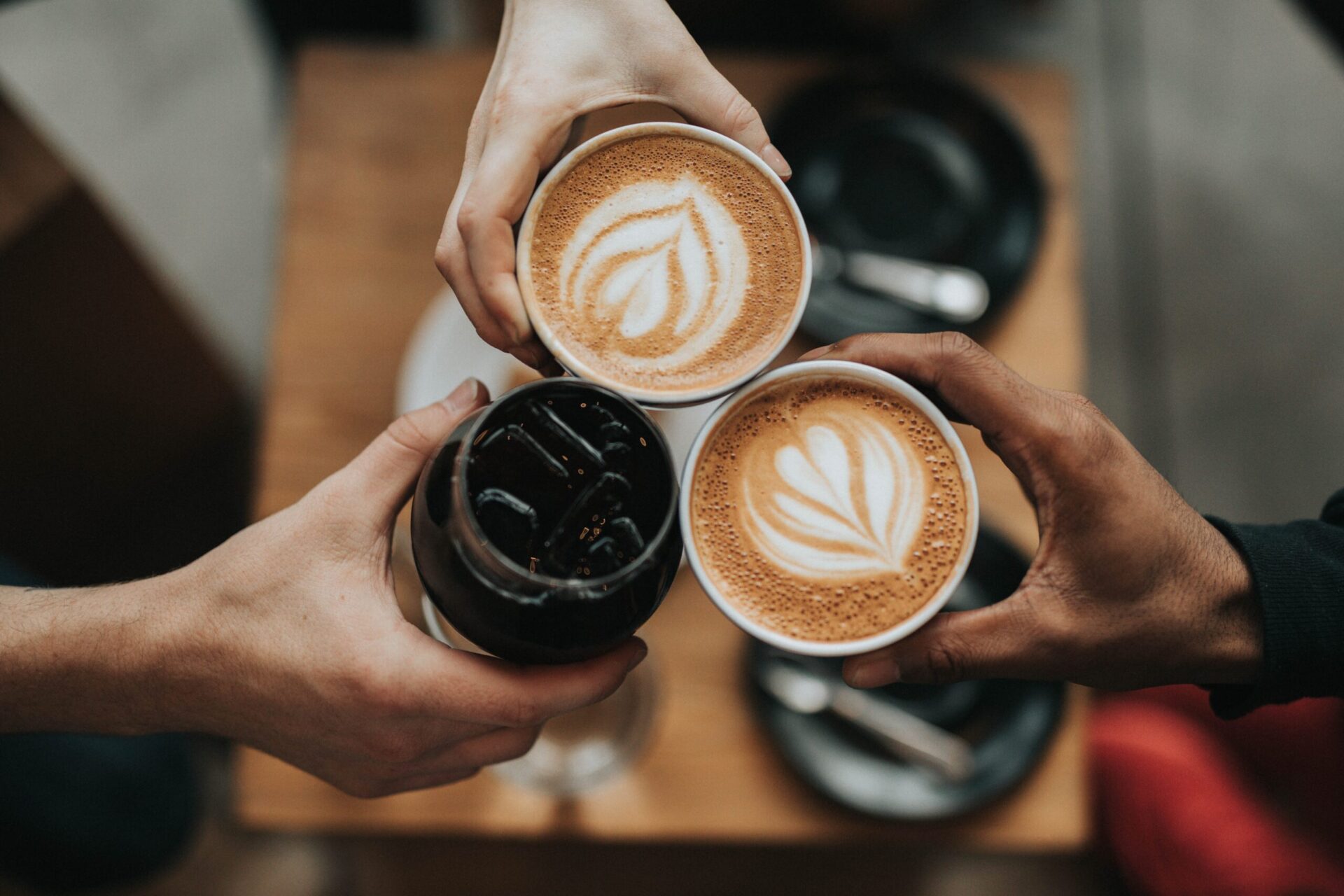 Kaffeepause – gemeinsam anstossen